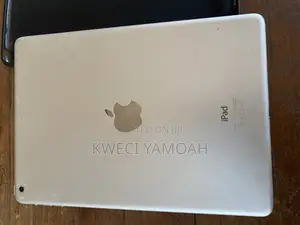 Apple iPad Wi-Fi 128 GB Silver