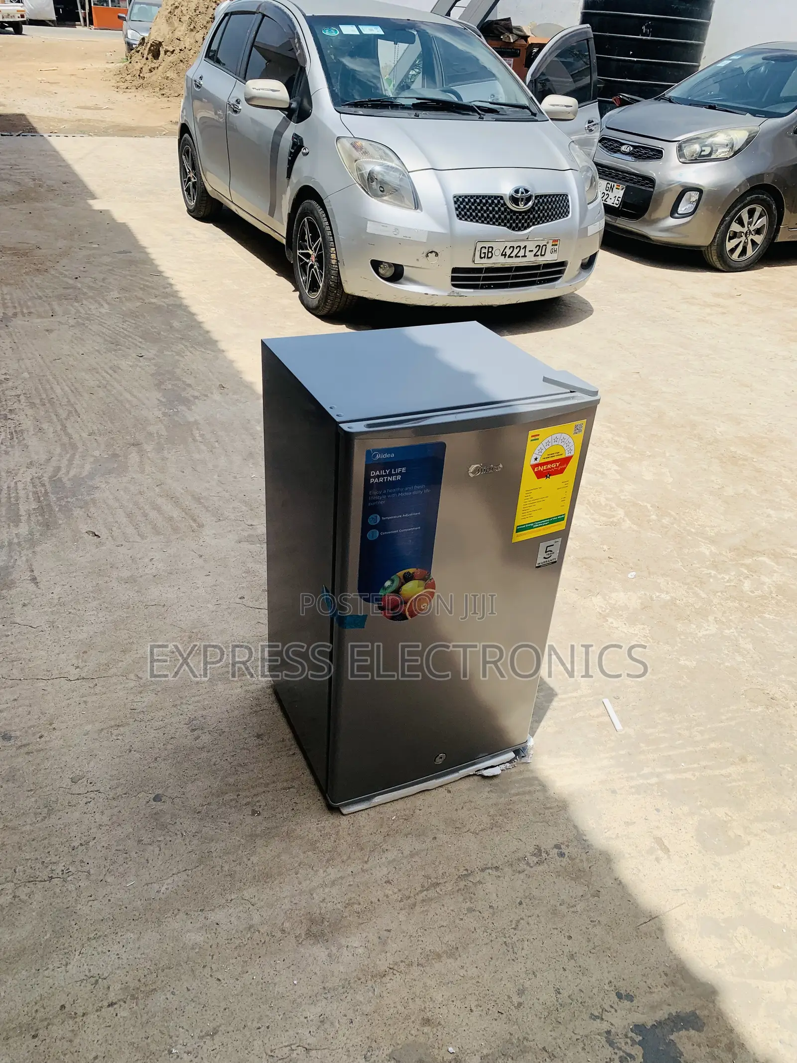 Best Buy for Less Single Door Fridge Midea 93l