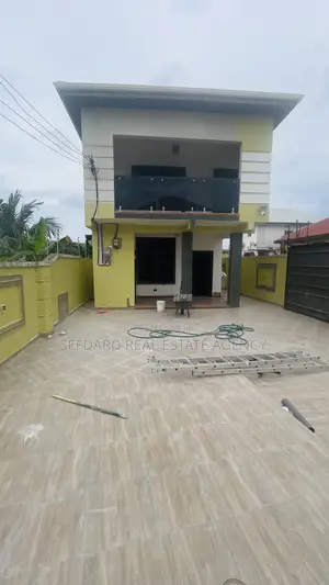 3bdrm Duplex in Sefdard Properties, Amasaman for sale