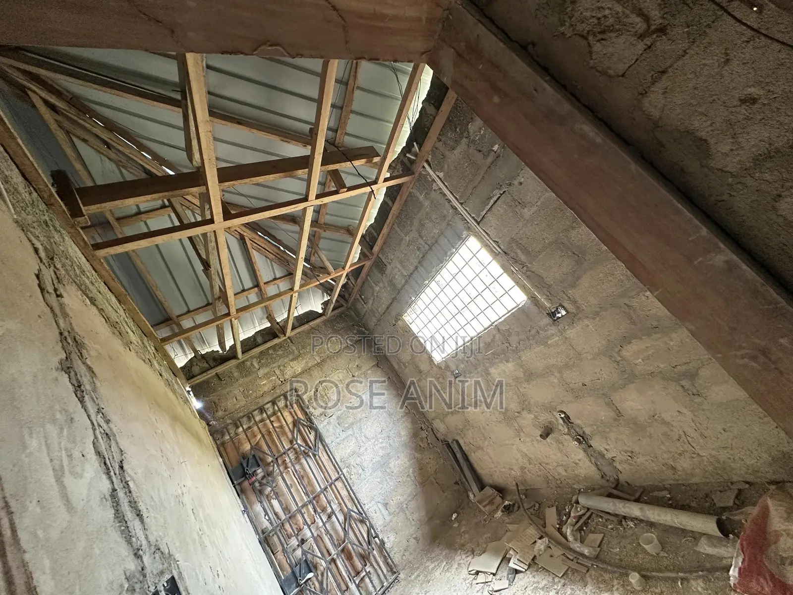 3bdrm House in Dr Jesus, Kasoa for sale