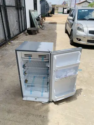 Energy Saving Single Door Fridge Midea 93l