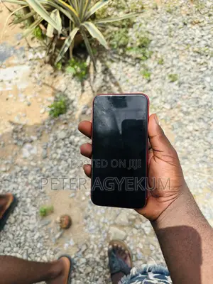 Apple iPhone 11 64 GB Red