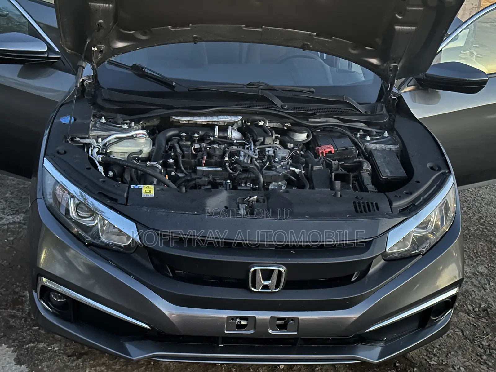 Honda Civic LX Hatchback 2019 Gray
