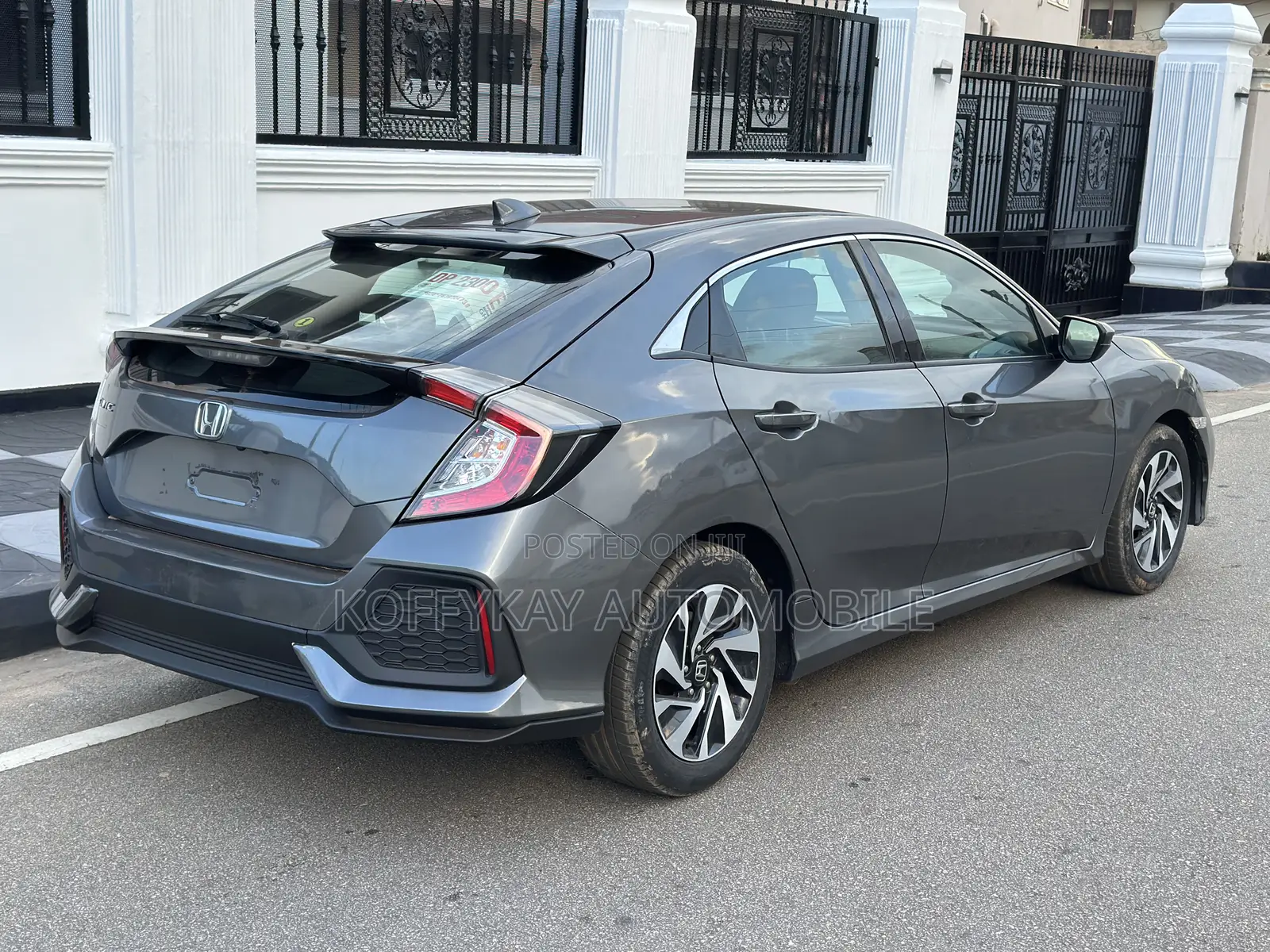 Honda Civic LX Hatchback 2019 Gray