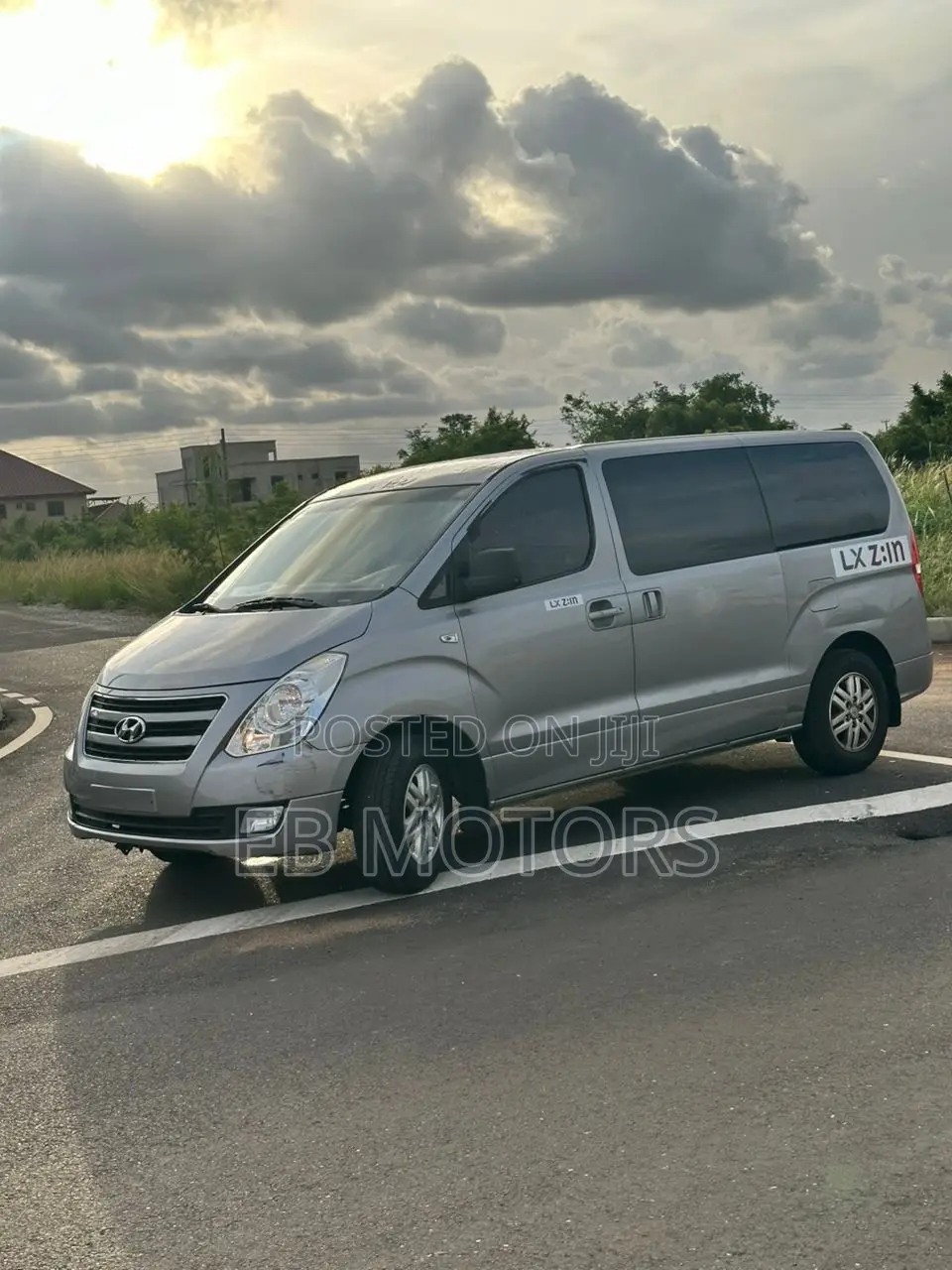 Hyundai Starex 2017 Grey