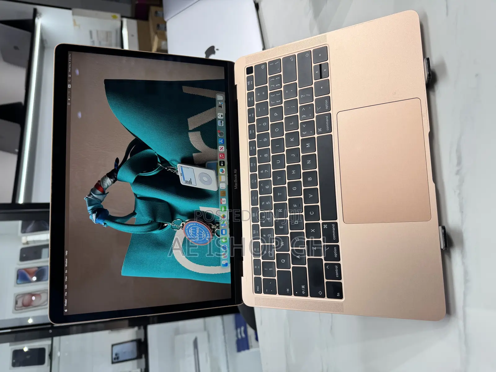 Laptop Apple MacBook Air 2019 8GB Intel Core i5 SSD 256GB