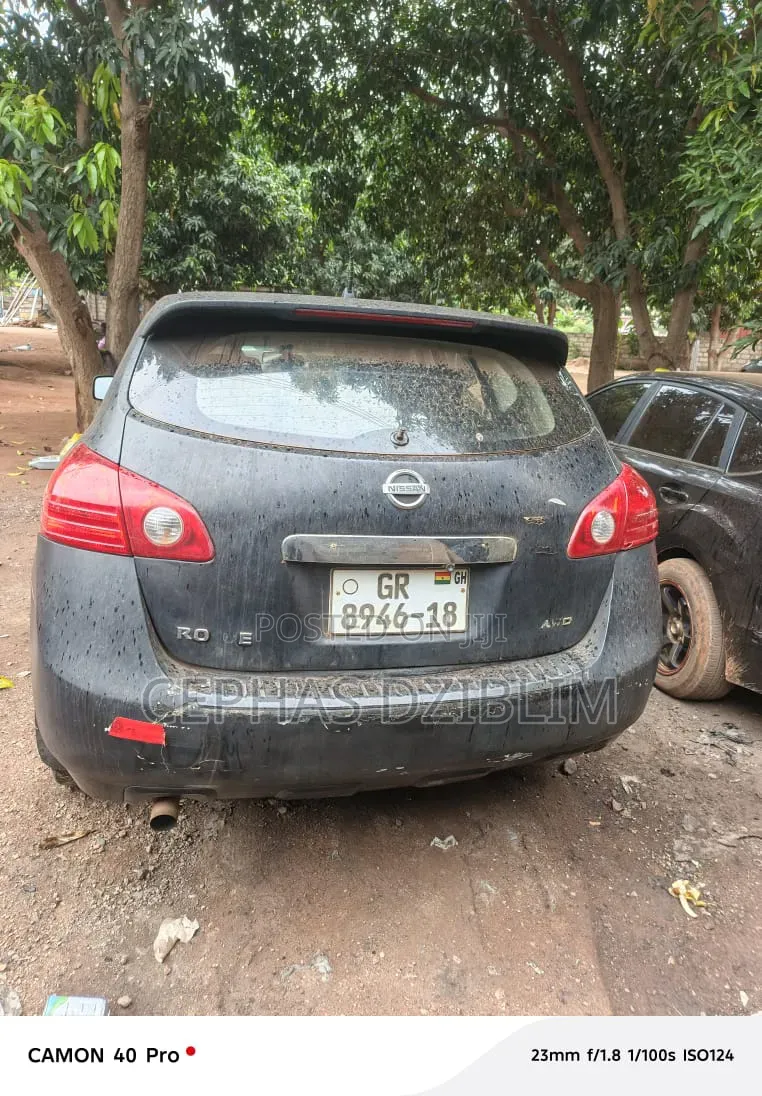 Nissan Rogue S 2012 Black
