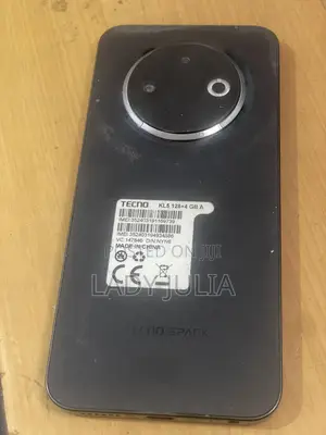 Tecno Spark 30C 128 GB Black