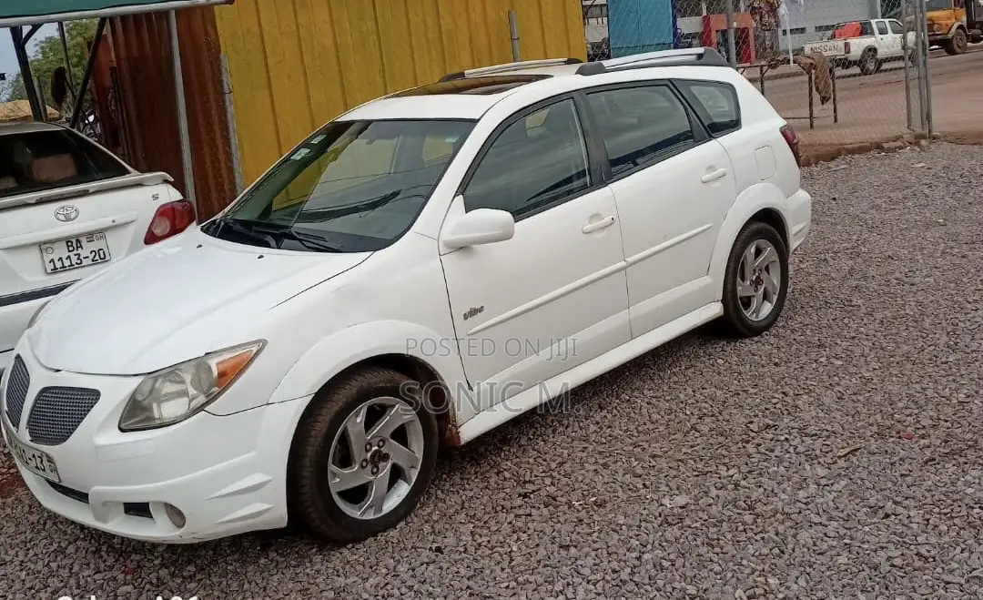 Pontiac Vibe 2007 White