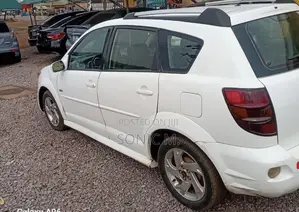 Pontiac Vibe 2007 White