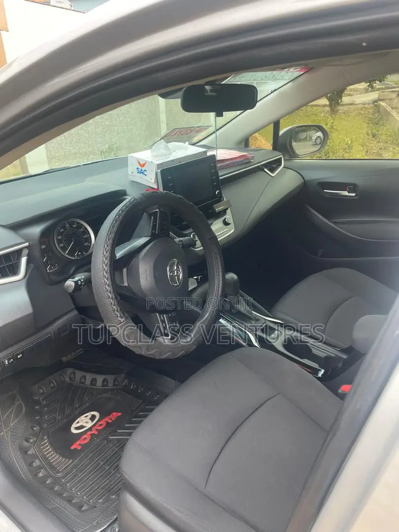 Toyota Corolla 2020 Silver