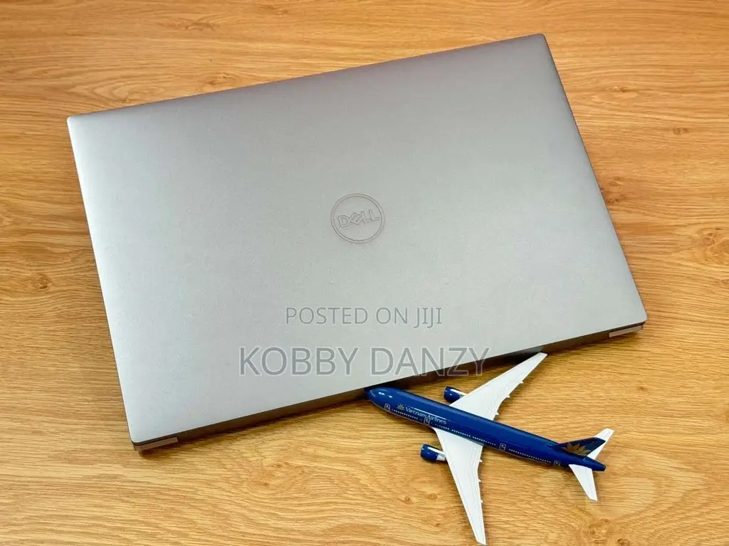 Laptop Dell Precision 5550 16GB Intel Core i7 SSD 256GB