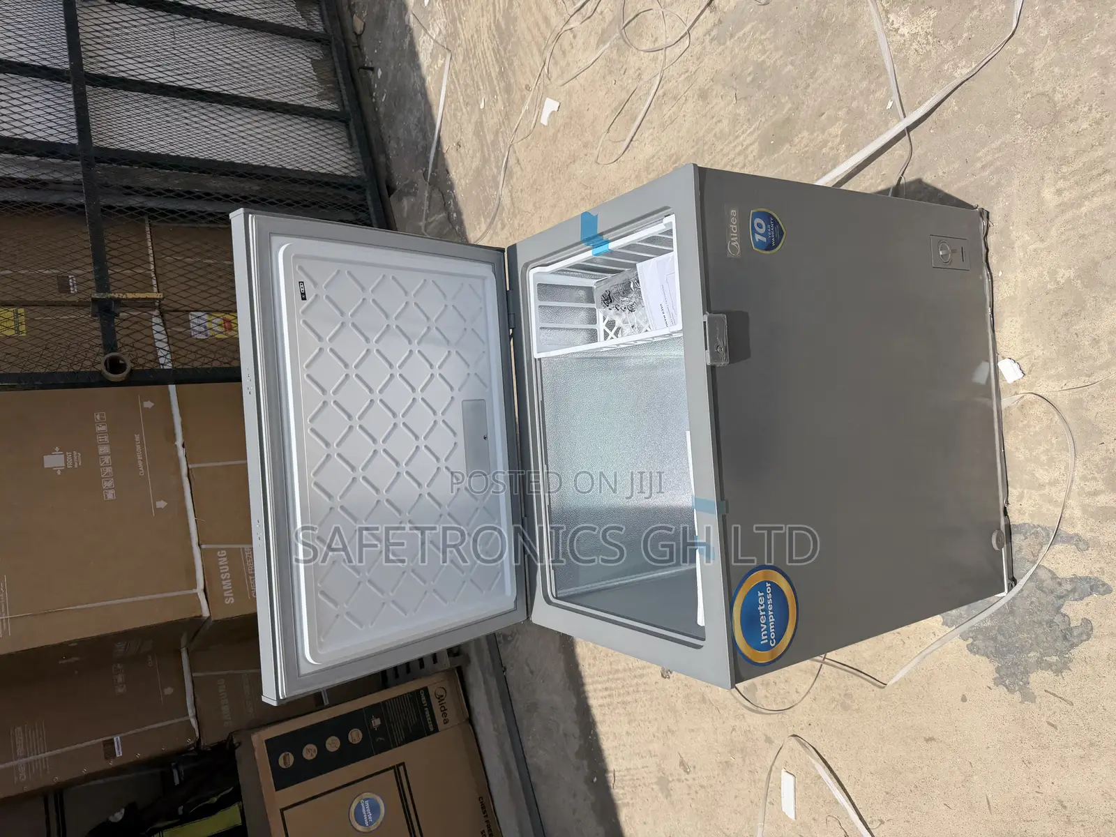 Get Accurate Chest Freezer - 198ltrs Grey Mdrc362fzg43d