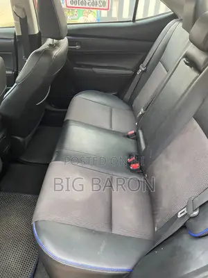 Toyota Corolla SE 4dr Sedan (1.8L 4cyl CVT) 2017 Red