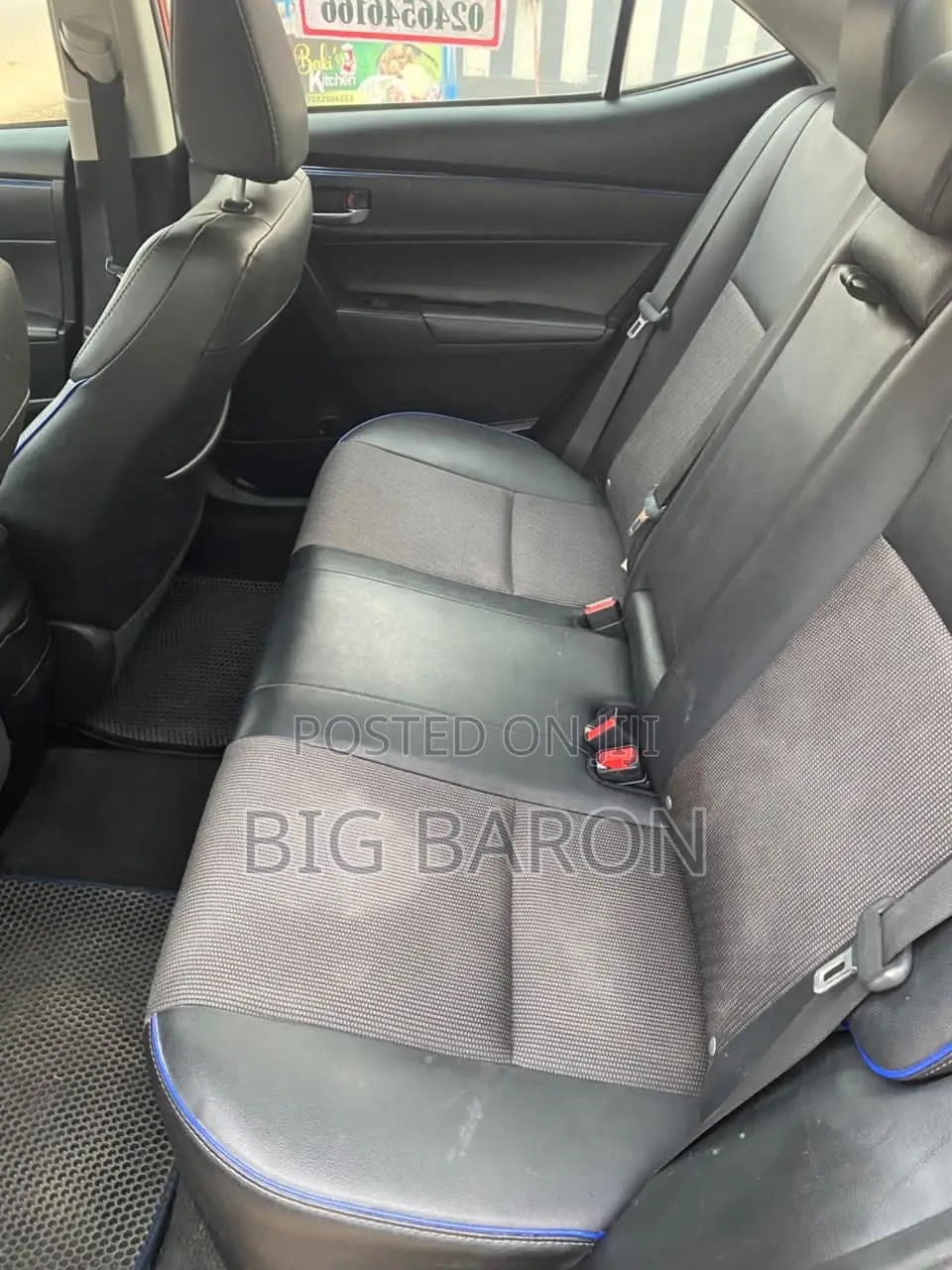 Toyota Corolla SE 4dr Sedan (1.8L 4cyl CVT) 2017 Red