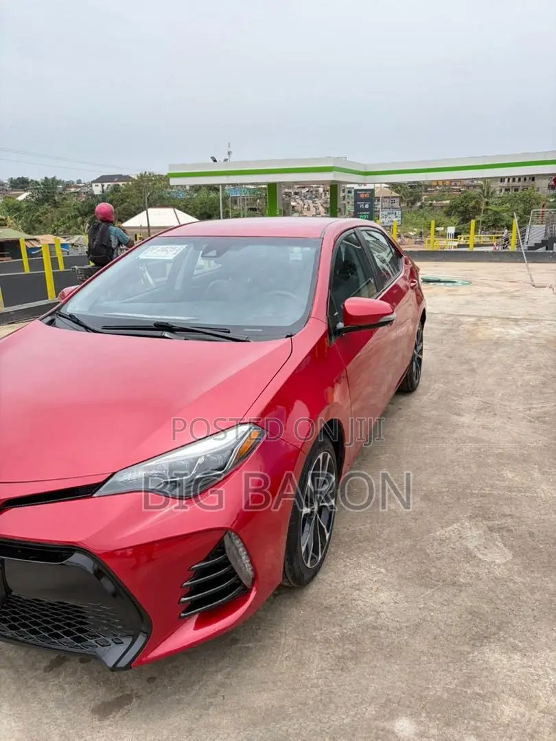 Toyota Corolla SE 4dr Sedan (1.8L 4cyl CVT) 2017 Red