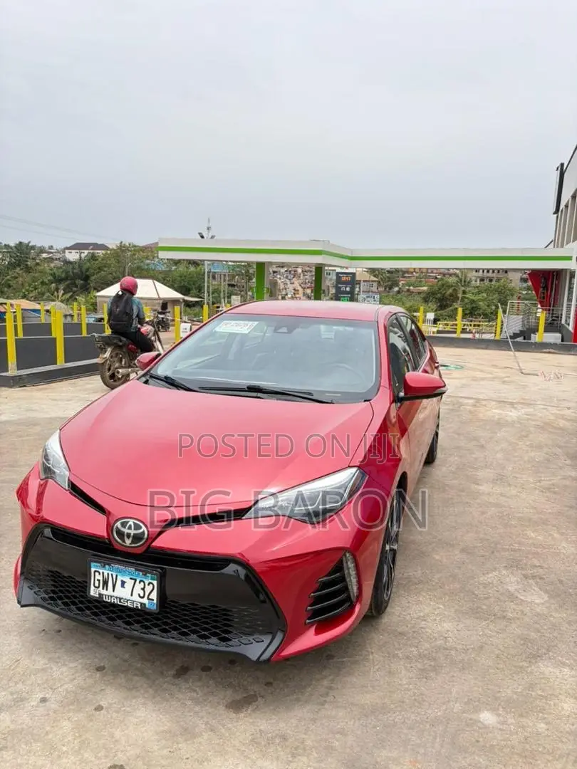 Toyota Corolla SE 4dr Sedan (1.8L 4cyl CVT) 2017 Red