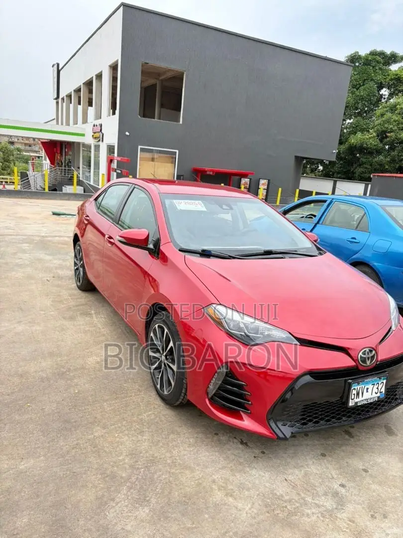 Toyota Corolla SE 4dr Sedan (1.8L 4cyl CVT) 2017 Red