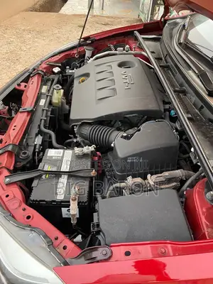 Toyota Corolla SE 4dr Sedan (1.8L 4cyl CVT) 2017 Red
