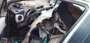 Toyota Vitz 2012 Silver