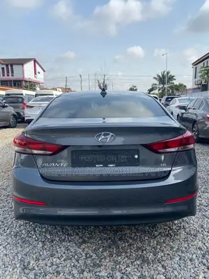 Hyundai Avante 2018 Gray