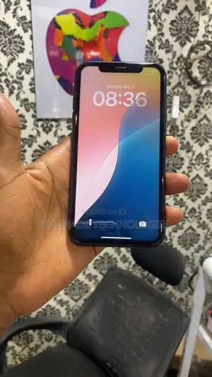 Apple XR 64 GB Black