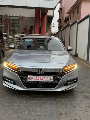 Honda Accord Touring 2.0T 2018 Silver