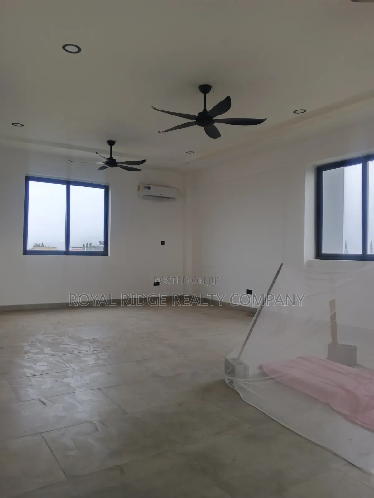 4bdrm Apartment in Manet Close To East, Accra Metropolitan for rent