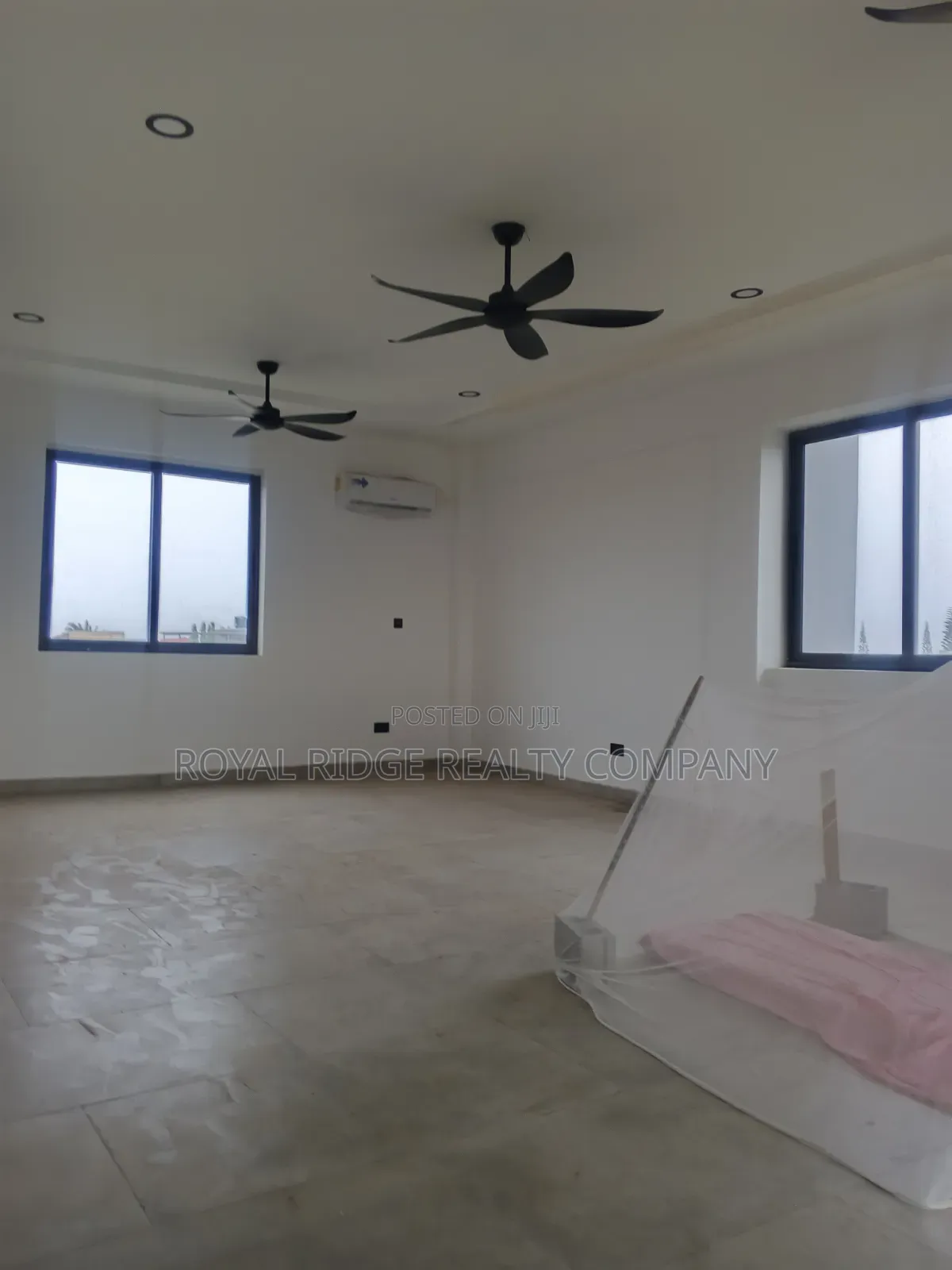 4bdrm Apartment in Manet Close To East, Accra Metropolitan for rent