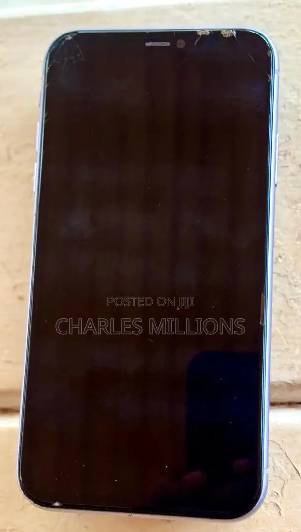 Apple iPhone 11 64 GB Purple