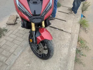 Honda 2022 Red