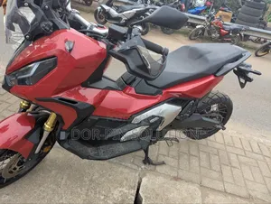 Honda 2022 Red