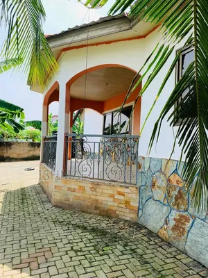 5bdrm House in Ishmit Housing Hub, Pentecost for sale