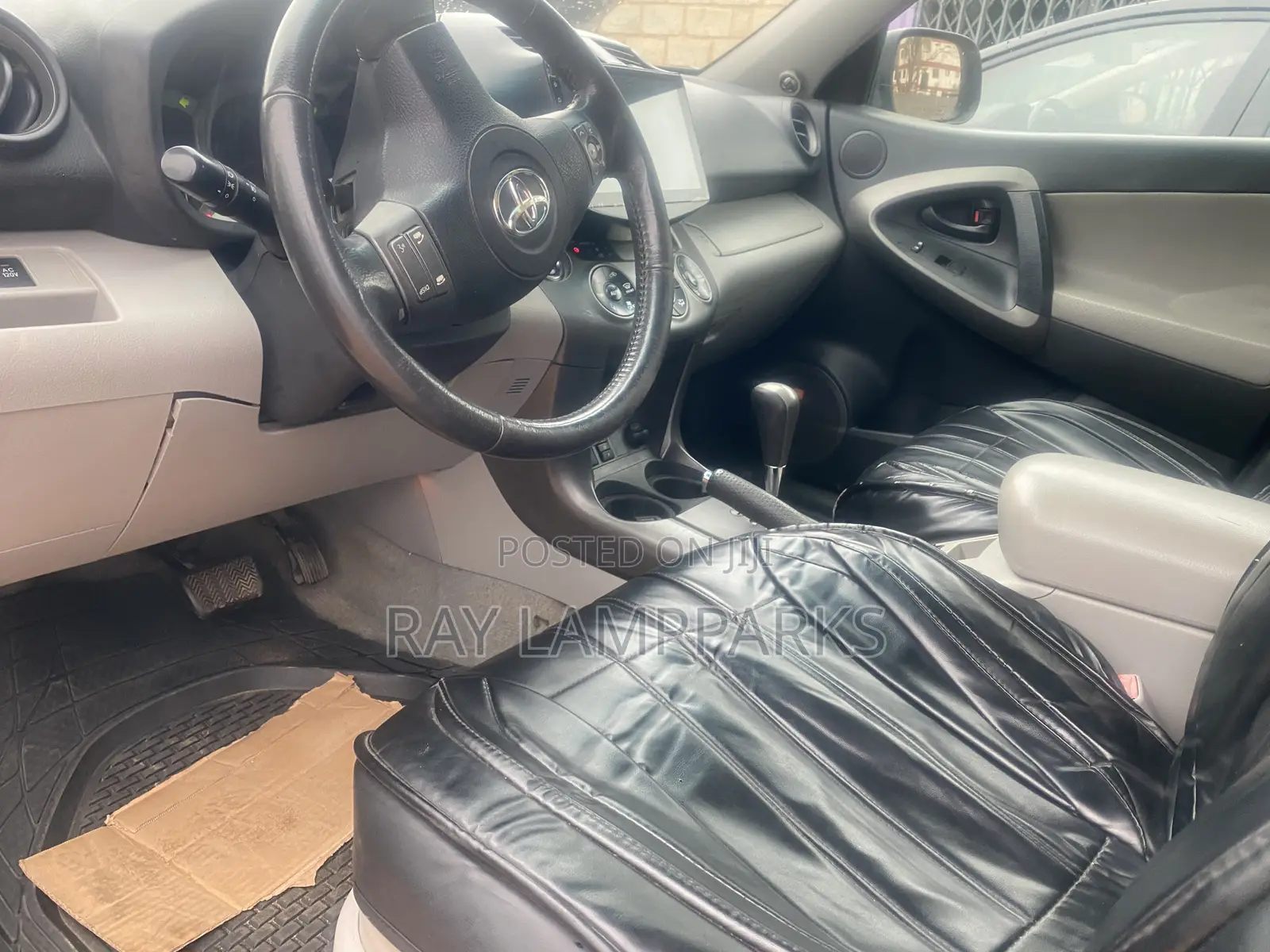 Toyota RAV4 2.5 Limited 2010 White