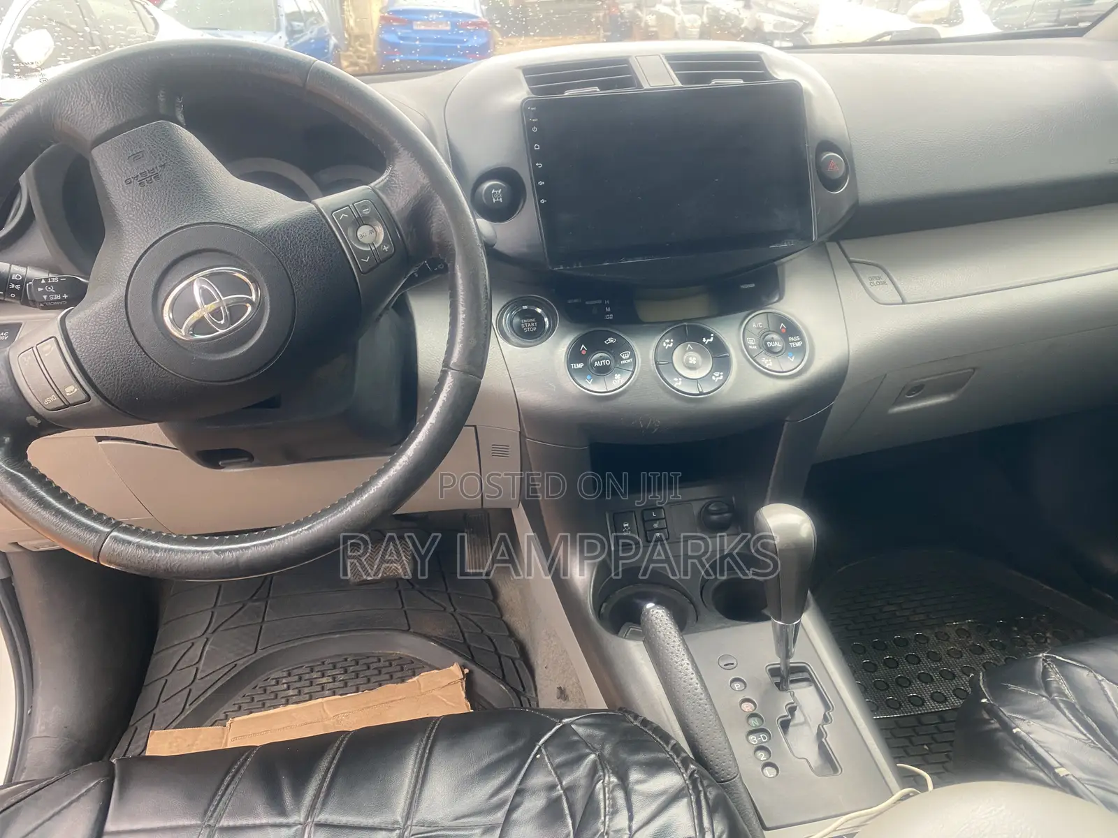Toyota RAV4 2.5 Limited 2010 White