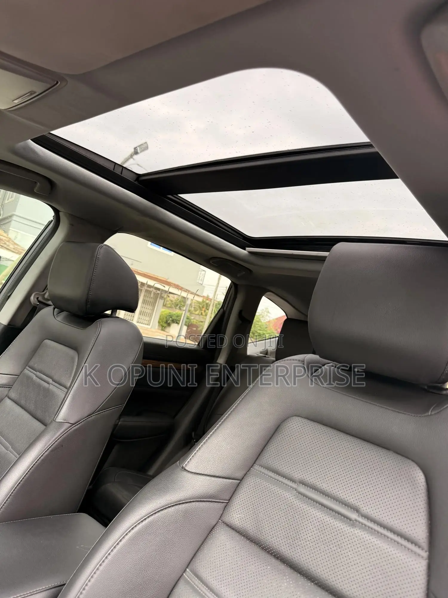 Honda CR-V Touring AWD 2020 Gray