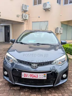 Toyota Corolla S 4dr Sedan (1.8L 4cyl CVT) 2015 Gray