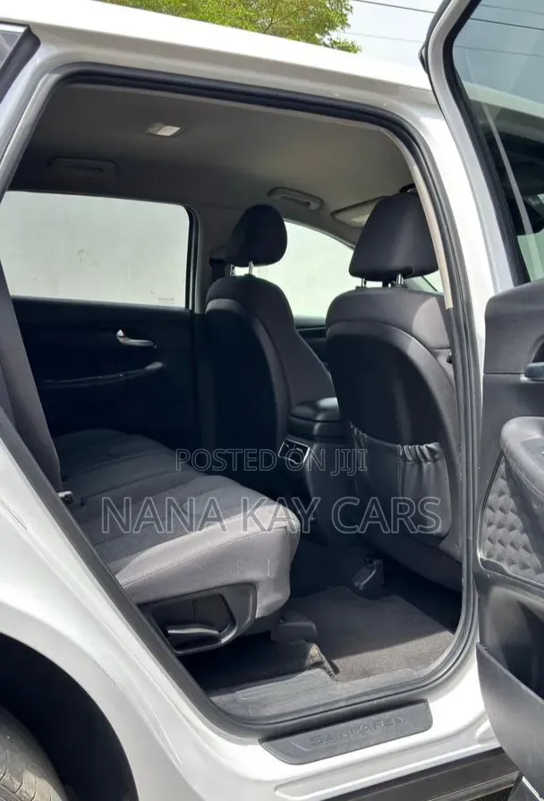 Hyundai Santa Fe Limited 2023 White