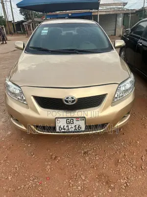 Toyota Corolla 2010 Green
