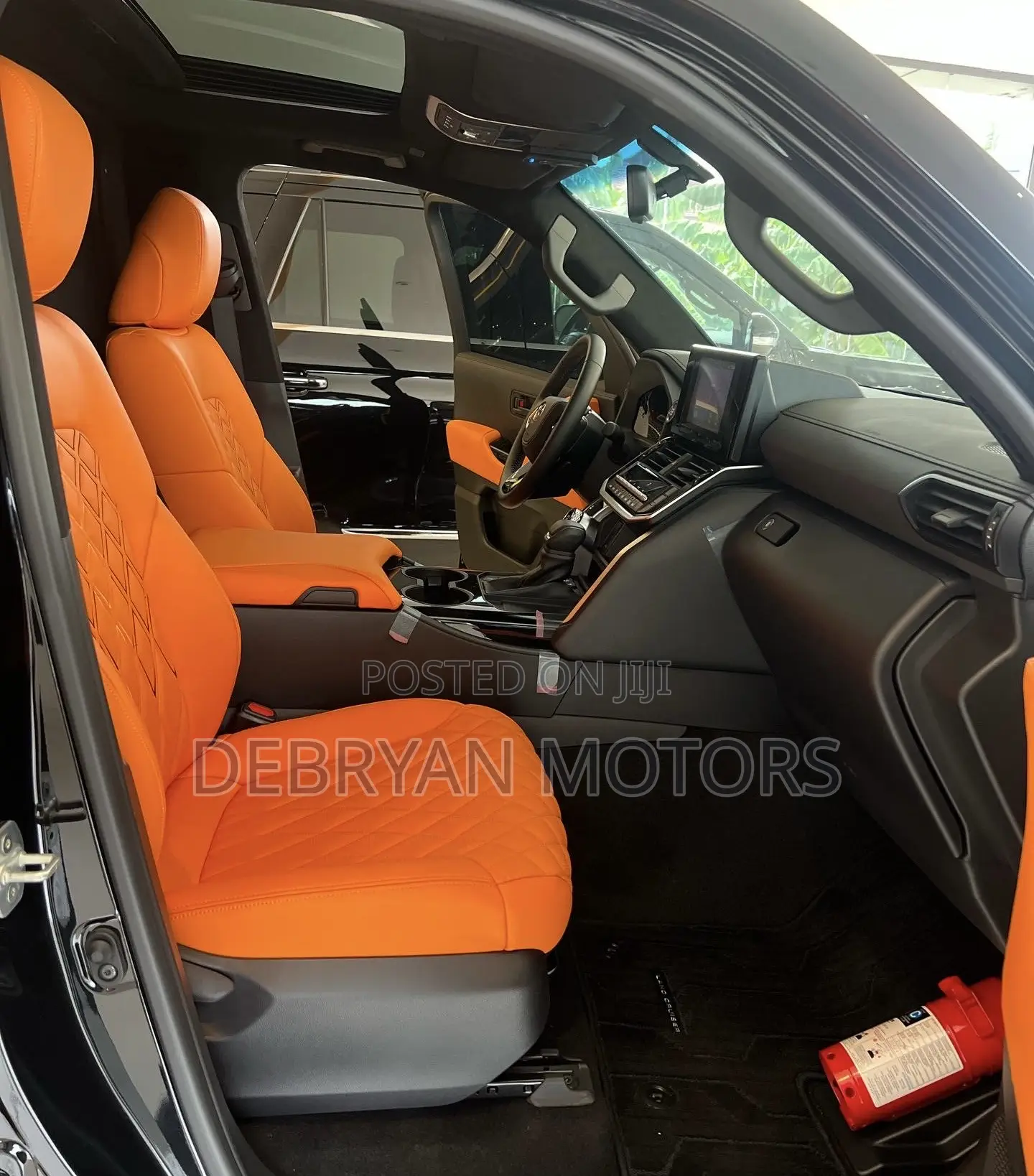 New Toyota Land Cruiser LC300 2025 Black
