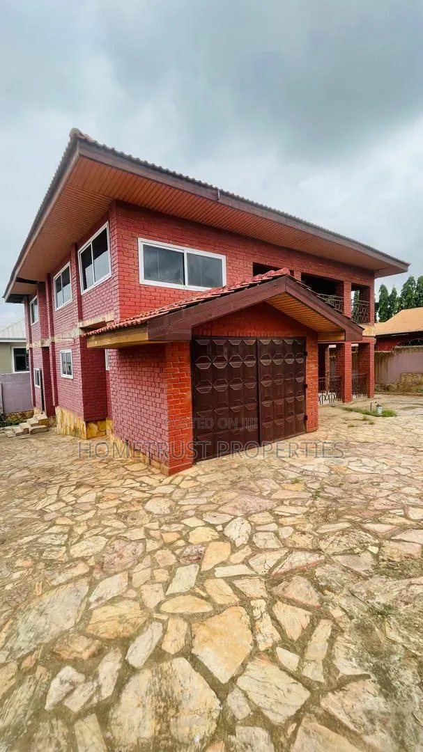 4bdrm Duplex in Ashongman, Police Station for sale