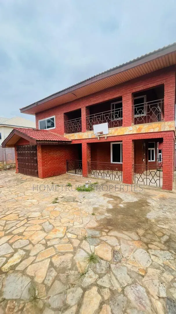 4bdrm Duplex in Ashongman, Police Station for sale