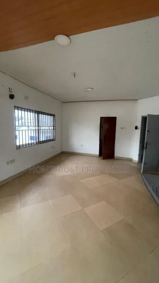 4bdrm Duplex in Ashongman, Police Station for sale