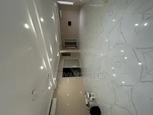 4bdrm Apartment in Oyarifa for sale