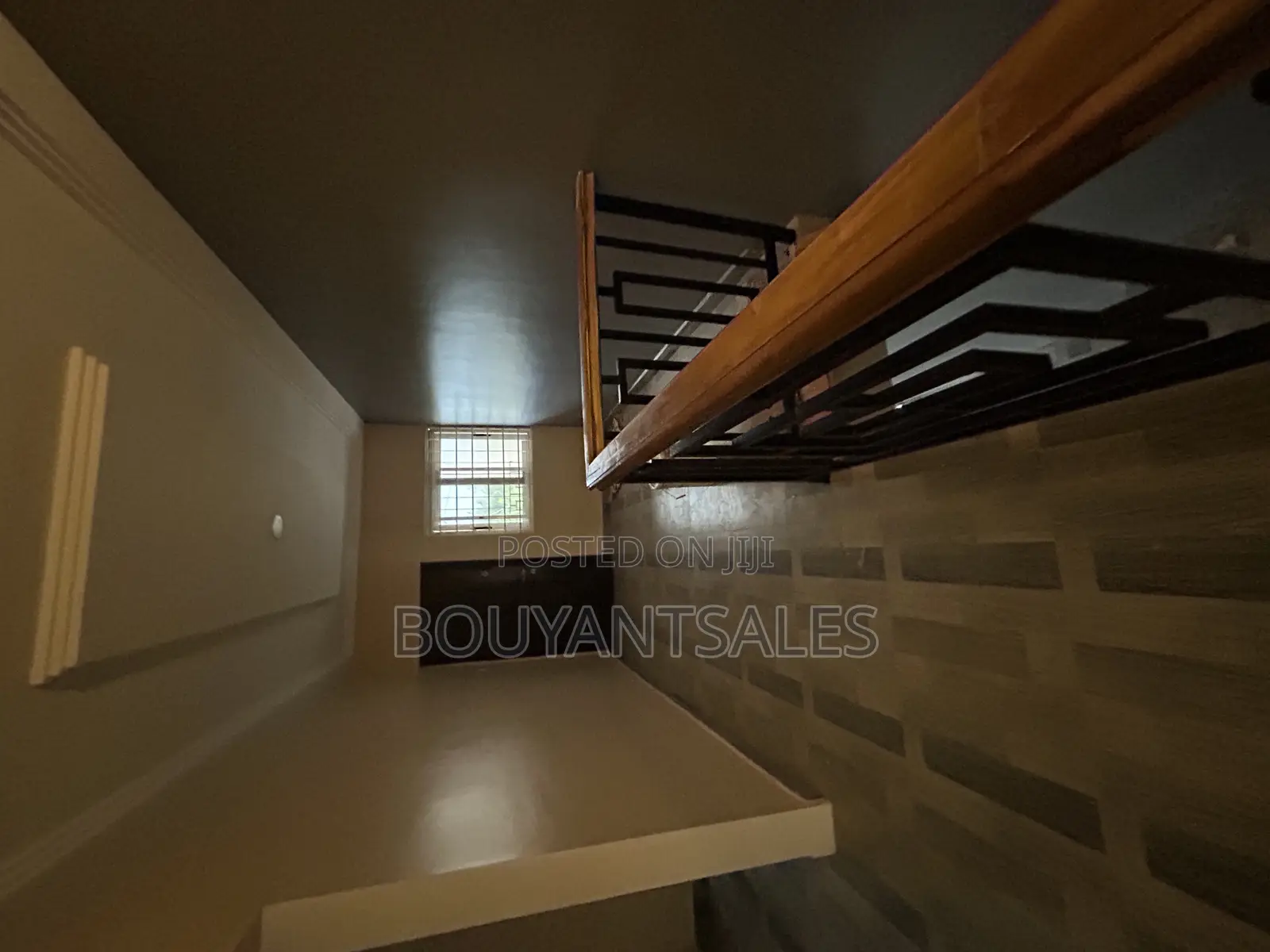 4bdrm Apartment in Oyarifa for sale