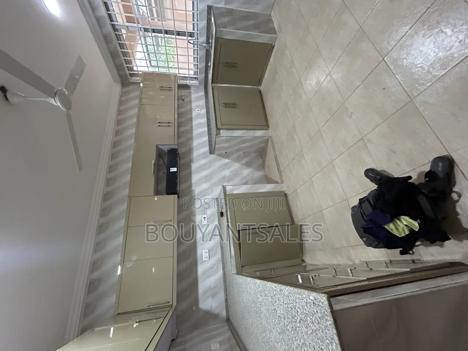4bdrm Apartment in Oyarifa for sale