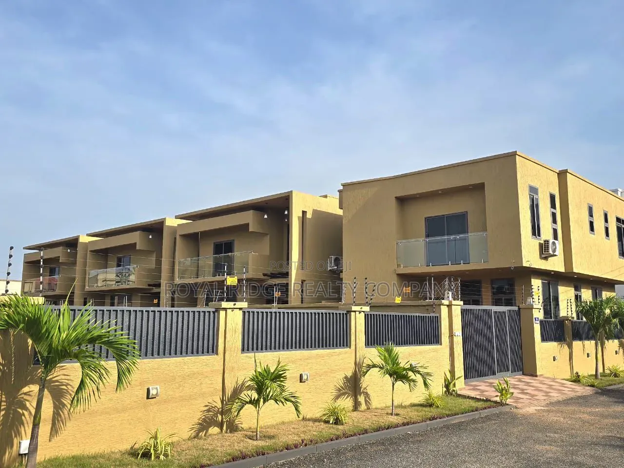 3bdrm House in Manet Close To East, Accra Metropolitan for rent