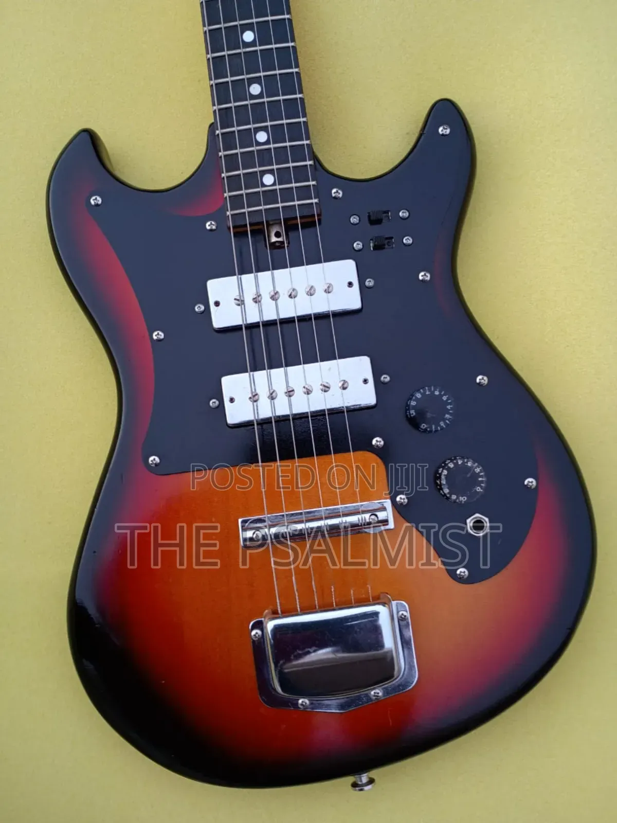 Harmony H-802 Electric Guitar