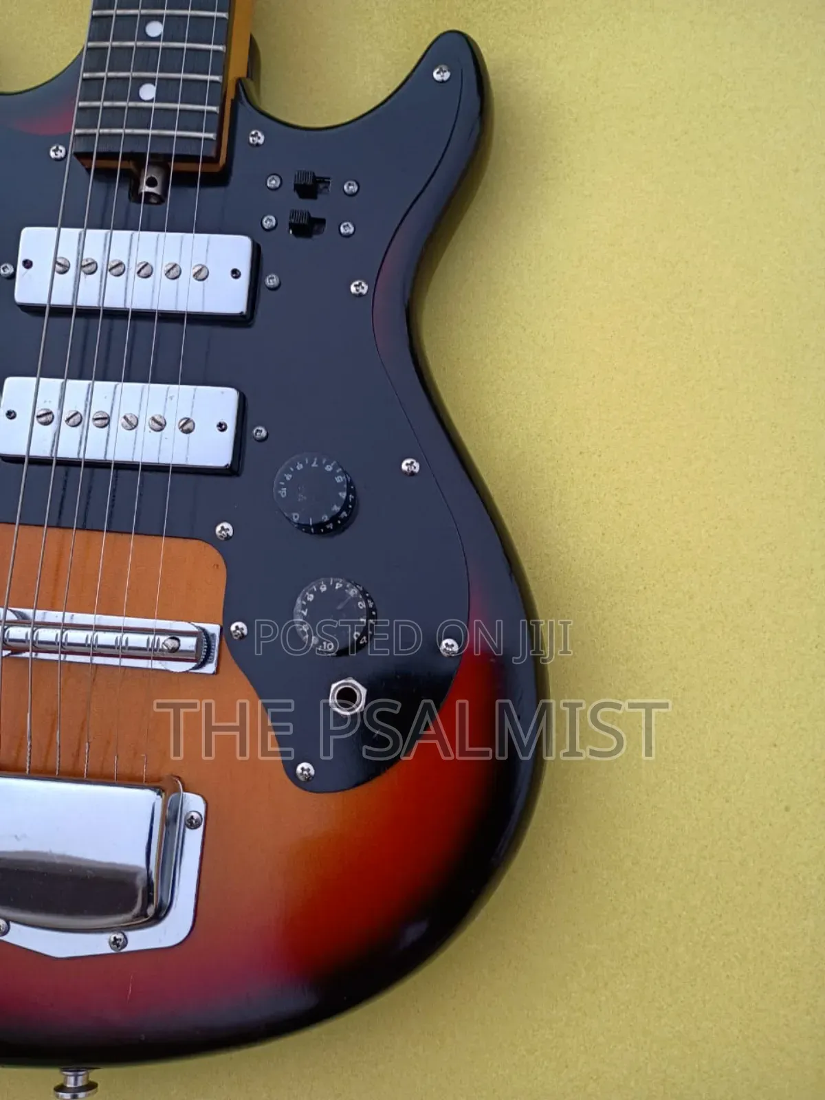 Harmony H-802 Electric Guitar