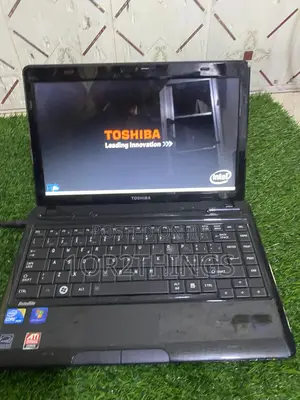 Laptop Toshiba Satellite Pro L630-14J 6GB Intel Core i3 HDD+SSD 320GB